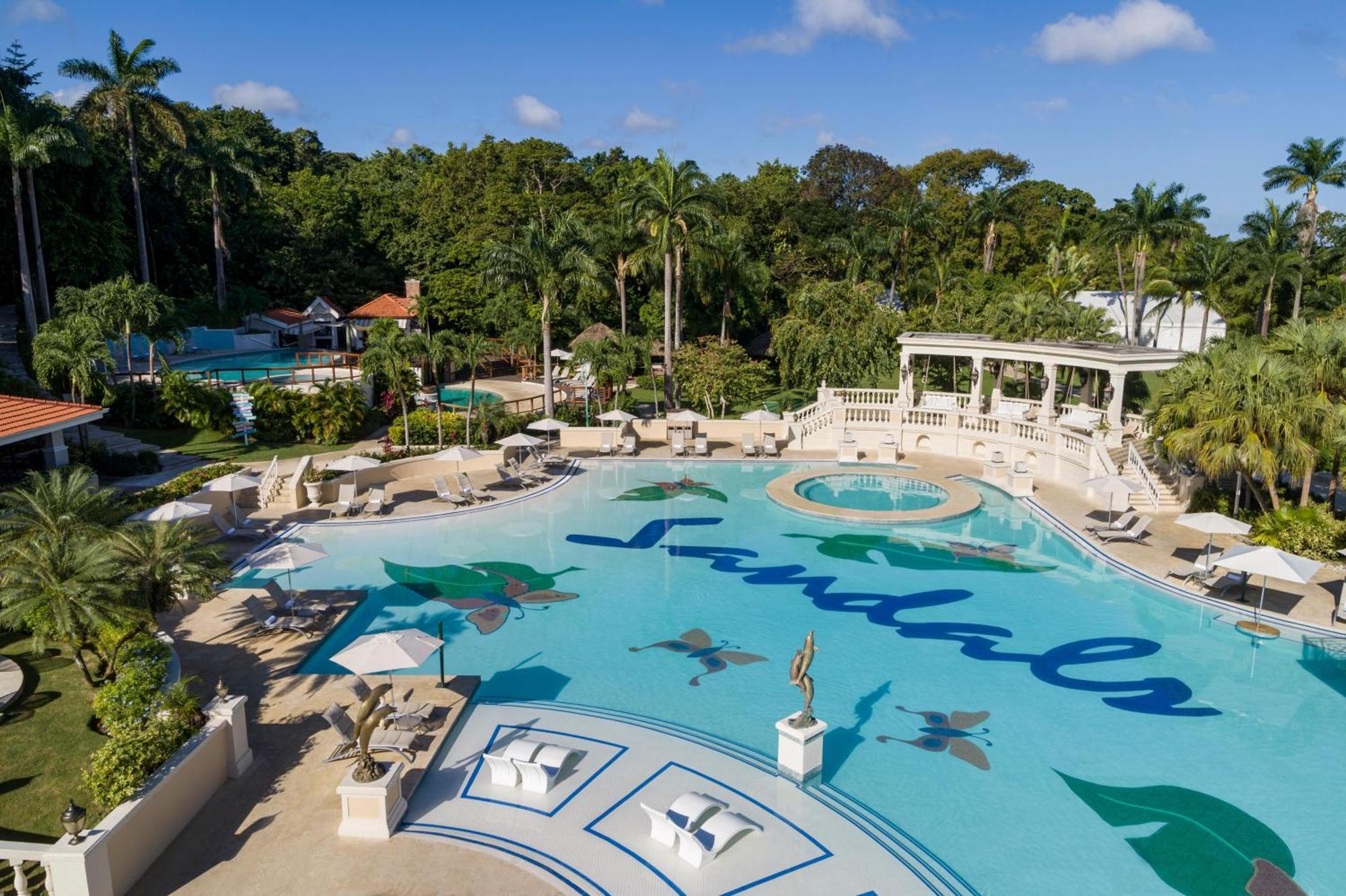 Sandals Ochi Beach All Inclusive Resort - Couples Only (Adults Only) Ocho Rios Exterior photo
